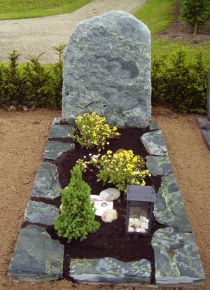 Ruwe steen Sea Green met omranding Ruwe steen Sea Green met omranding