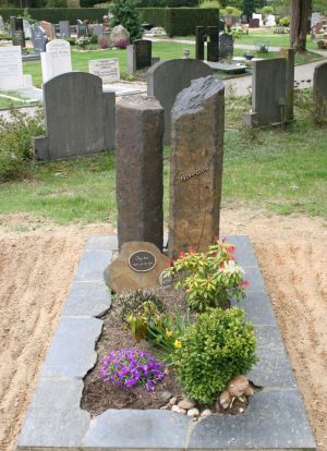 Ruwe steen Basalt met leisteen Ruwe steen Basalt met leisteen